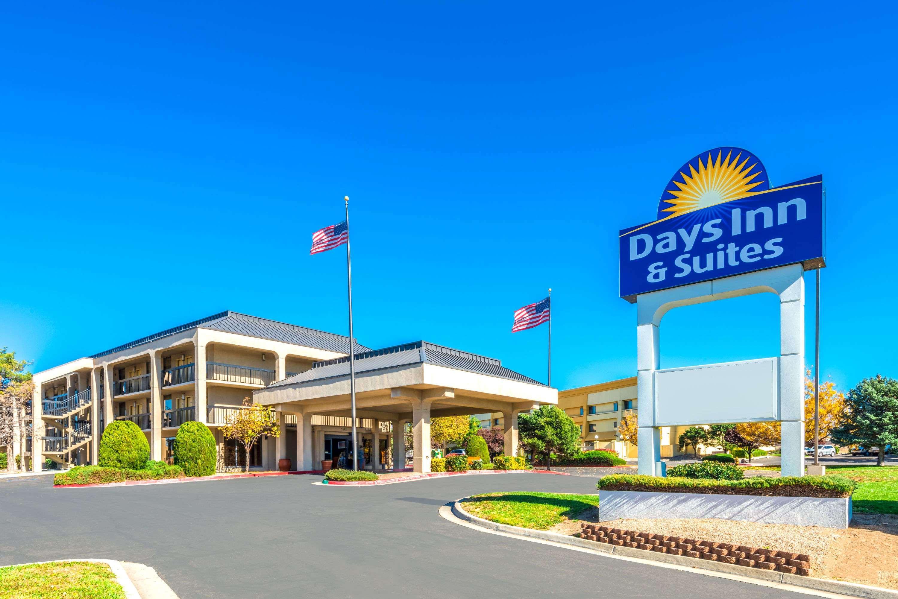 Days Inn & Suites By Wyndham Albuquerque North Eksteriør billede